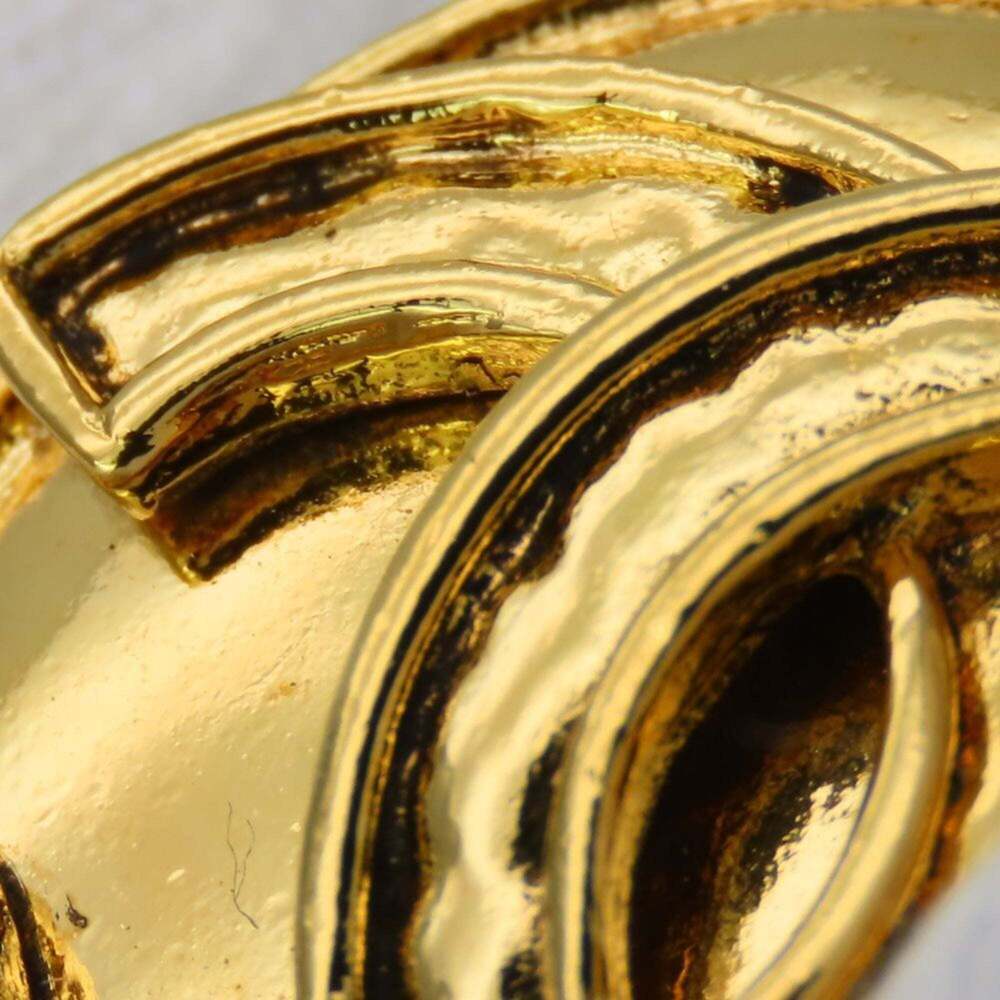 CHANEL Authentic Gold Logo Brooch - Picture 4 of 8